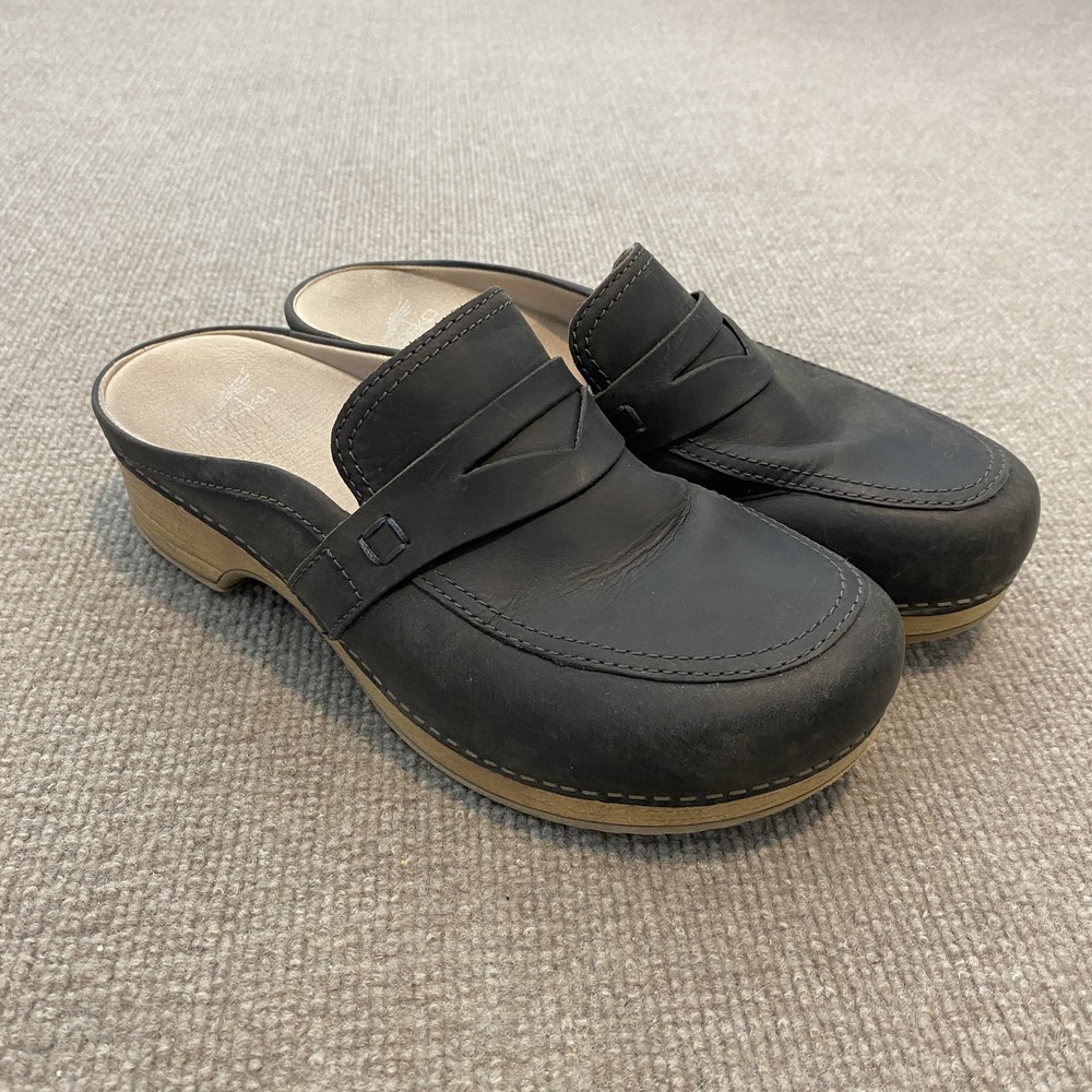 Dansko Clog Shoes Womens Size 9.5 (40) Black Leather Slip On Strap Comfort Work